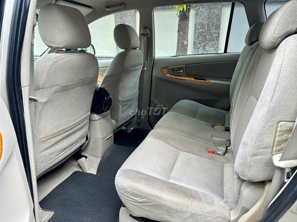Toyota Innova G 2011 - ảnh 5