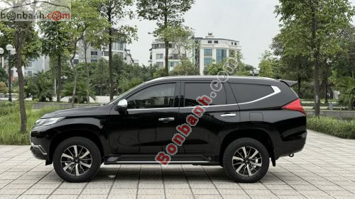 Mitsubishi Pajero Sport 2017 - ảnh 3