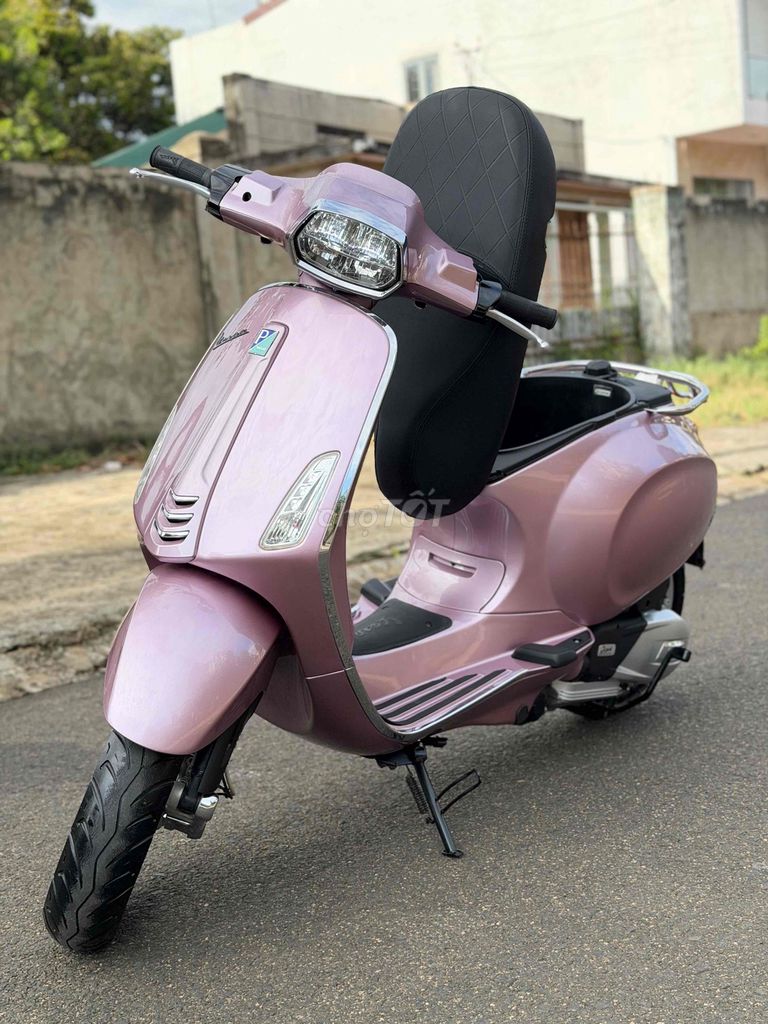 Vespa 2020 - ảnh 1