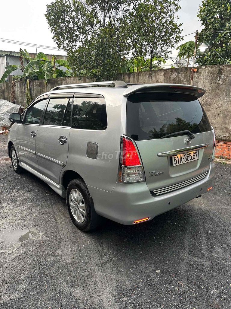 Toyota Innova 2008 - ảnh 3