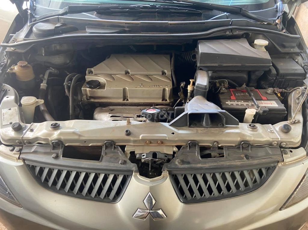 Mitsubishi Grandis 2006 - ảnh 5