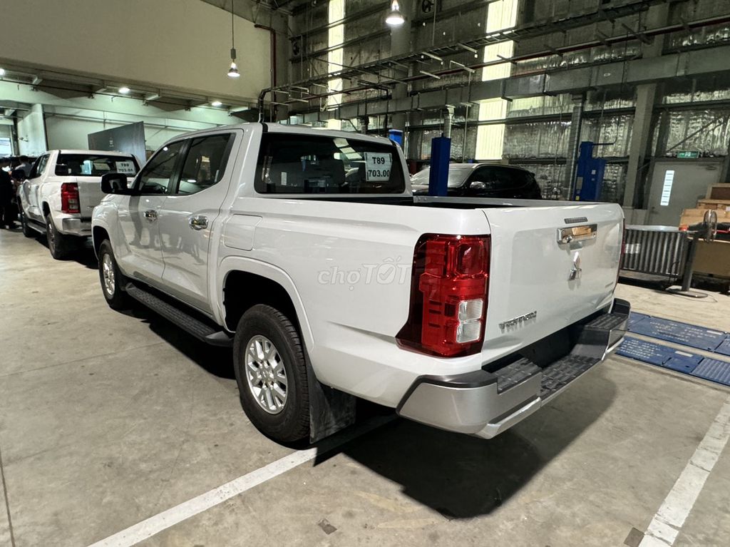 Mitsubishi Triton - ảnh 3