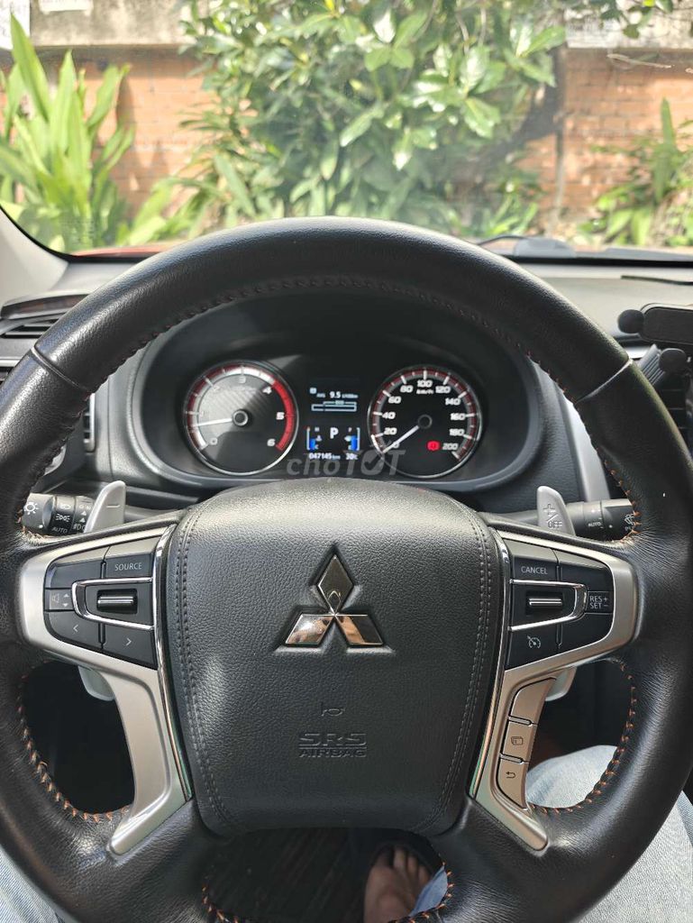 Mitsubishi Triton 2022 - ảnh 1
