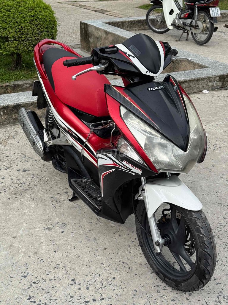 Honda Air Blade 2012 - ảnh 3