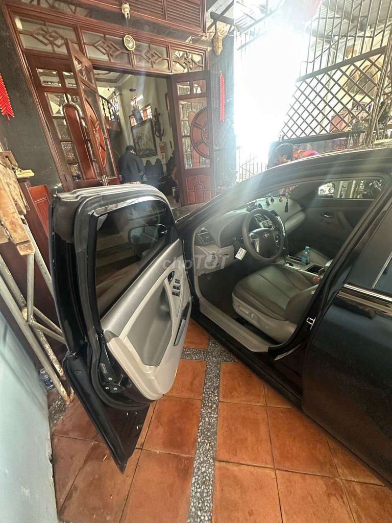 Toyota Camry 2009 - ảnh 2