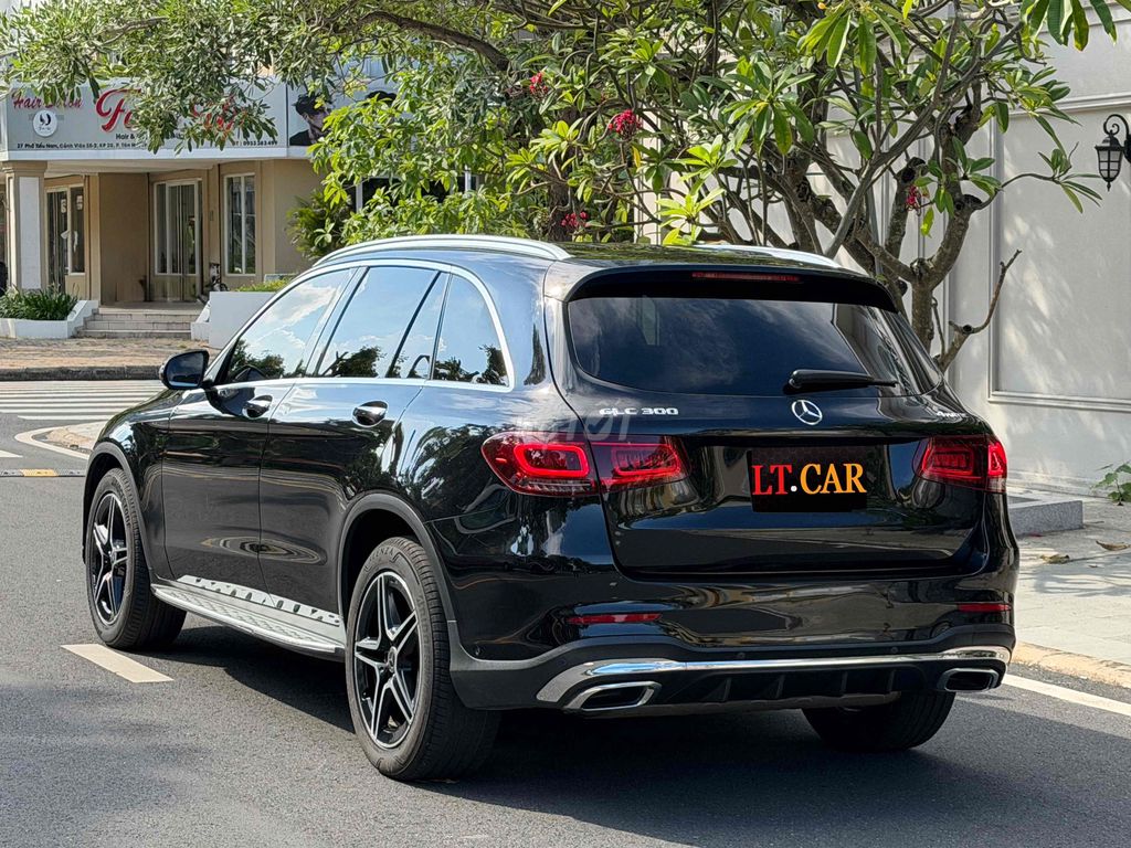 Mercedes-Benz GLC 2022 - ảnh 4