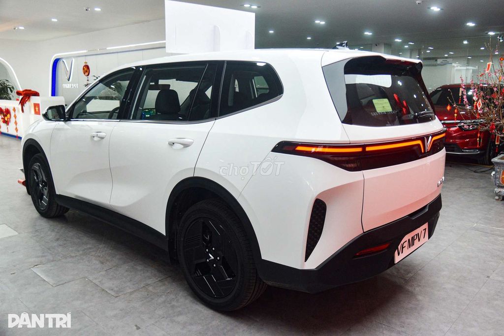 VinFast MPV 7 - ảnh 3