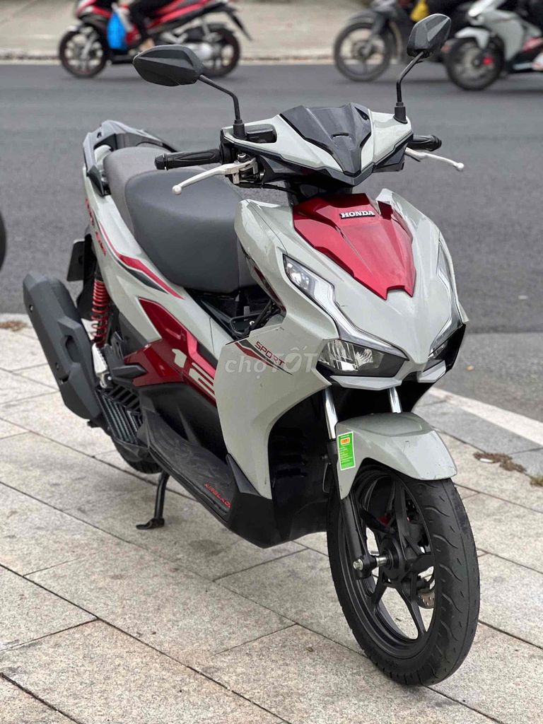 Honda AirBlade 2024 - ảnh 1