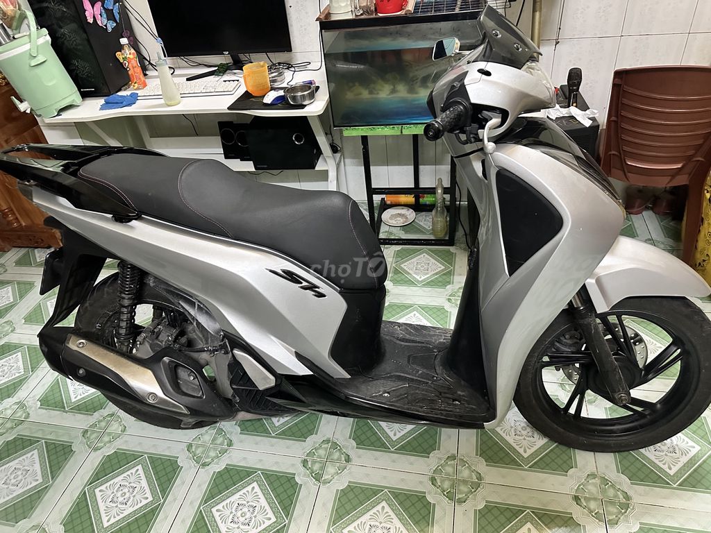 Honda SH 2019 - ảnh 1