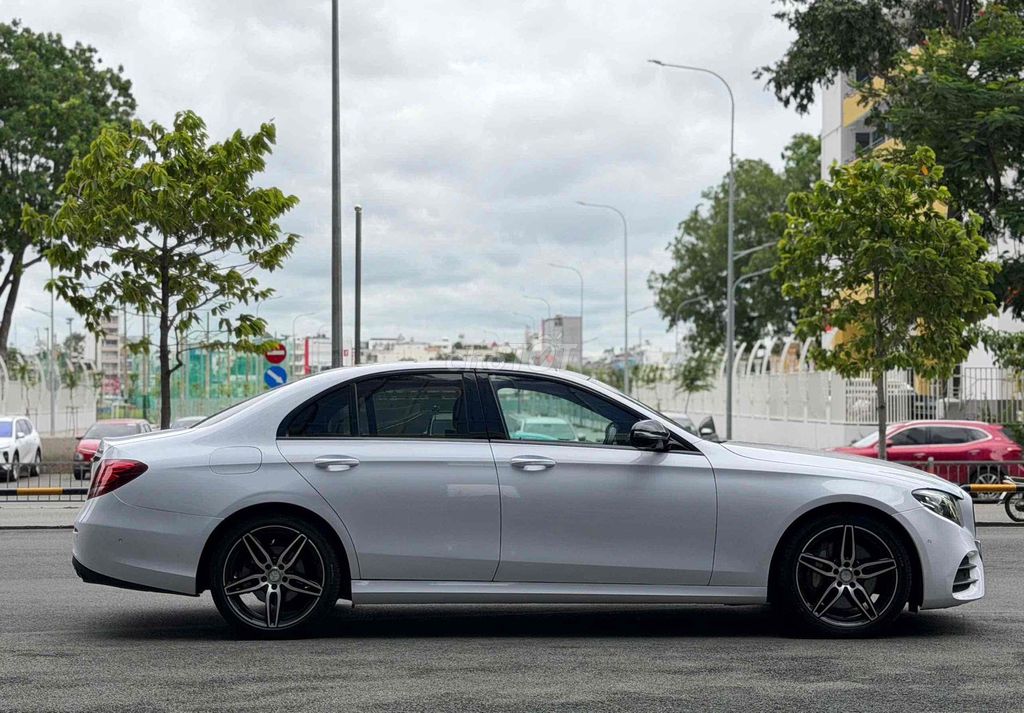 Mercedes-Benz 2016 - ảnh 1