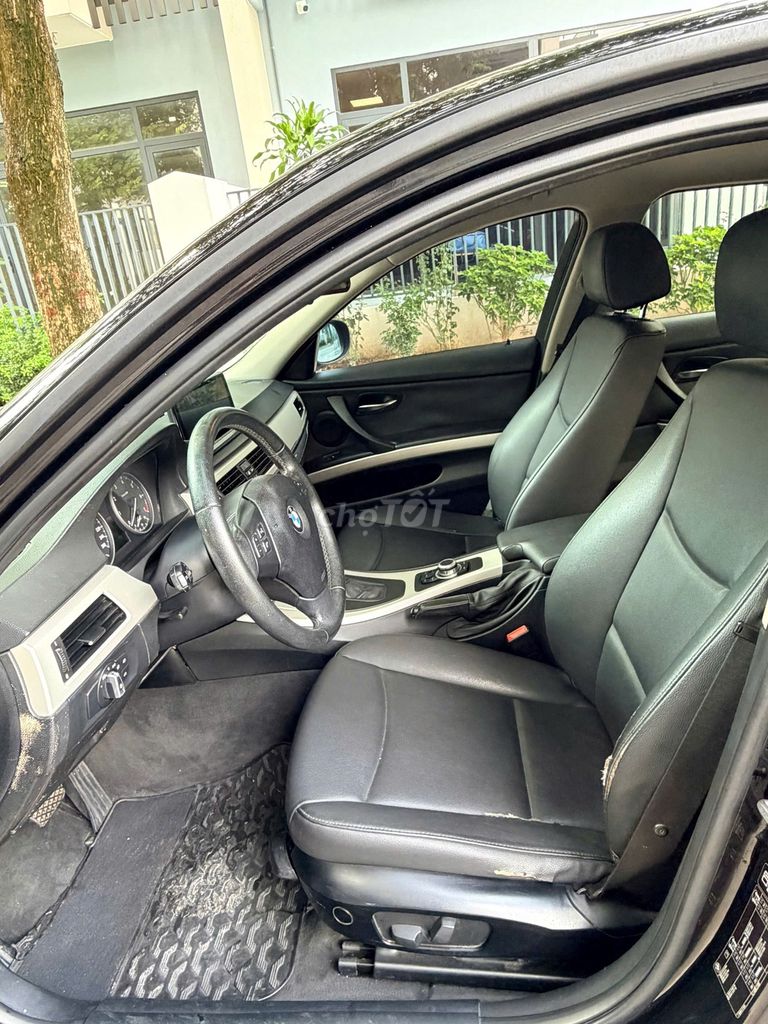 BMW 2011 - ảnh 3