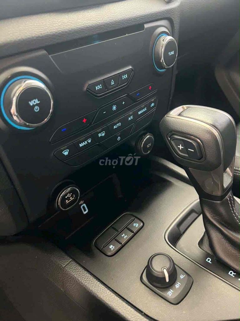 Ford Ranger - ảnh 4