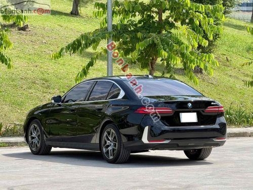 BMW 5 Series 2025 - ảnh 4