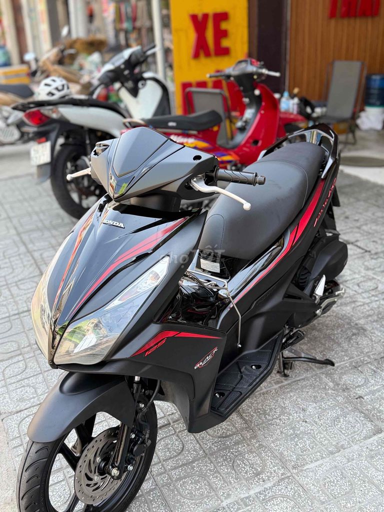 Honda Air Blade 2015 - ảnh 4