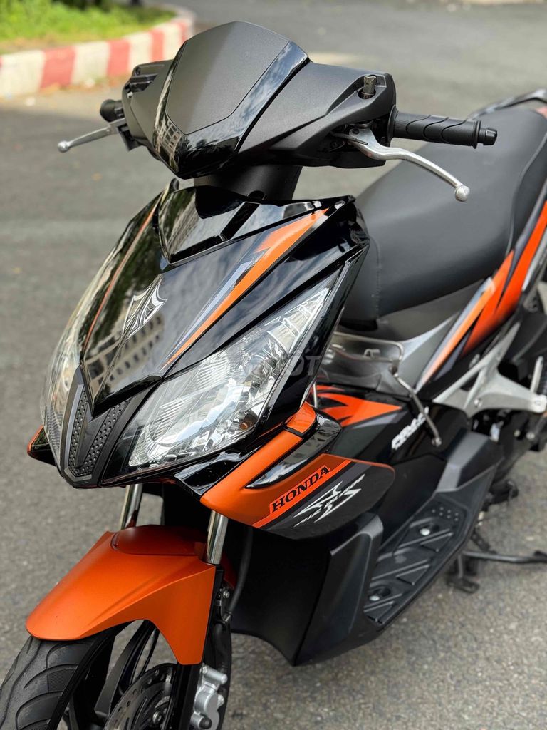 Honda Airblade 2010 - ảnh 5