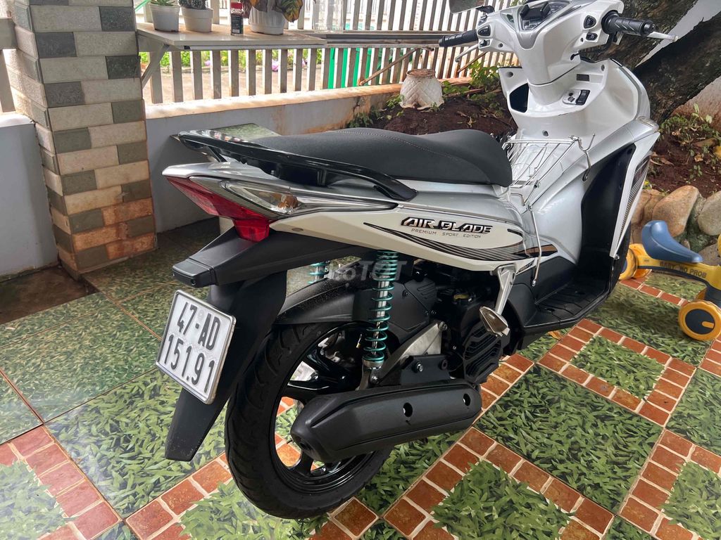 Honda Air Blade 2012 - ảnh 1