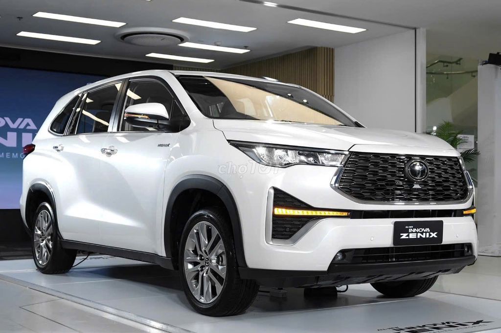 Toyota Innova 2026 - ảnh 1