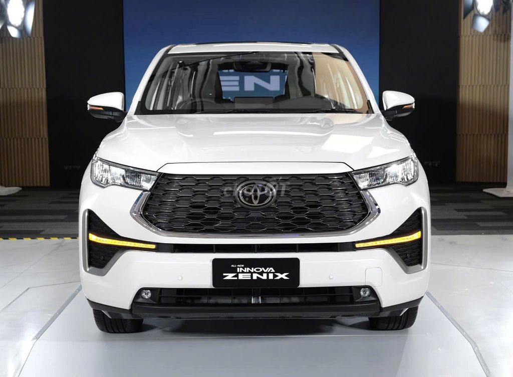 Toyota Innova 2026 - ảnh 2