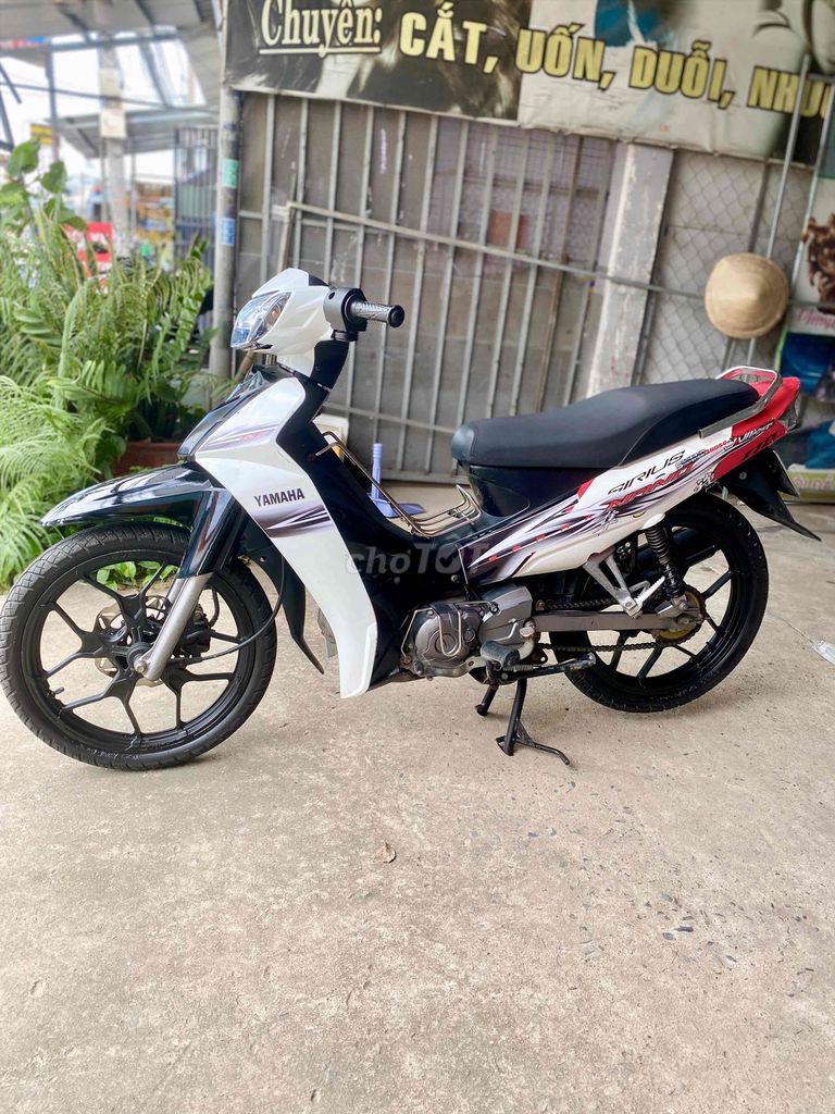 Yamaha Sirius 2017 - ảnh 3