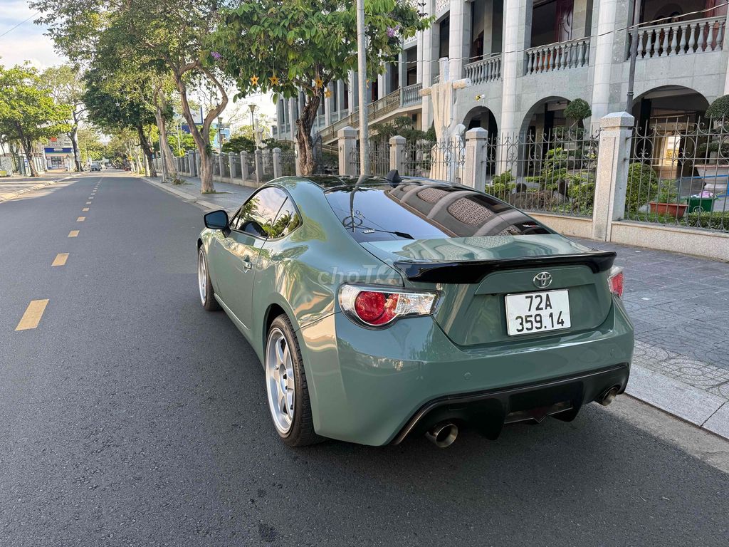 Toyota 2012 - ảnh 3