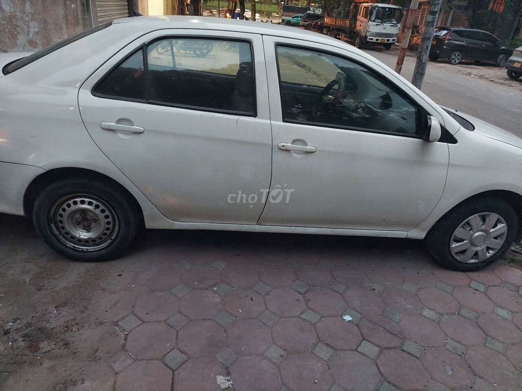 Toyota Vios 2005 - ảnh 4