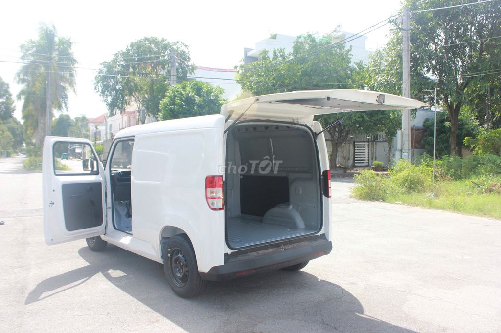 VinFast EC VAN - ảnh 3