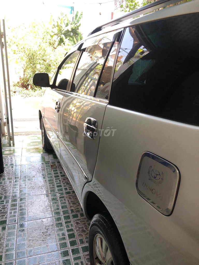 Toyota Innova 2008 - ảnh 4