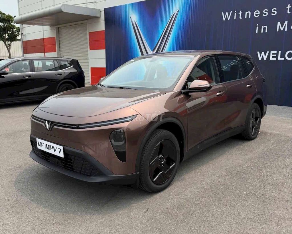 VinFast Limo Green - ảnh 2