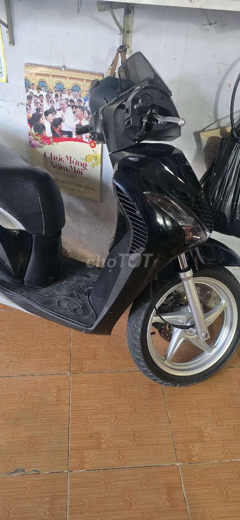 Honda SH 2012 - ảnh 1