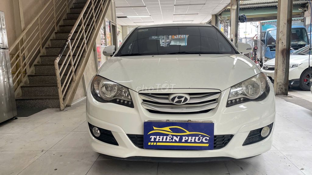 Hyundai Avante 2012 - ảnh 4