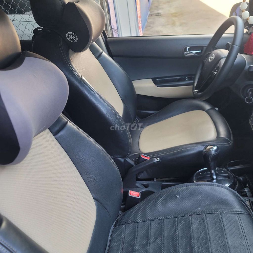 Hyundai i20 2012 - ảnh 3