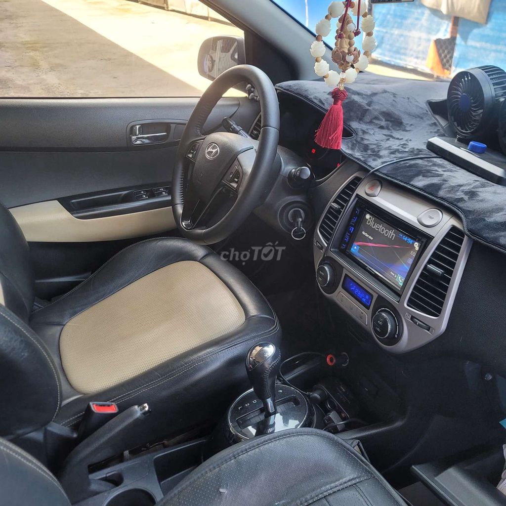 Hyundai i20 2012 - ảnh 4
