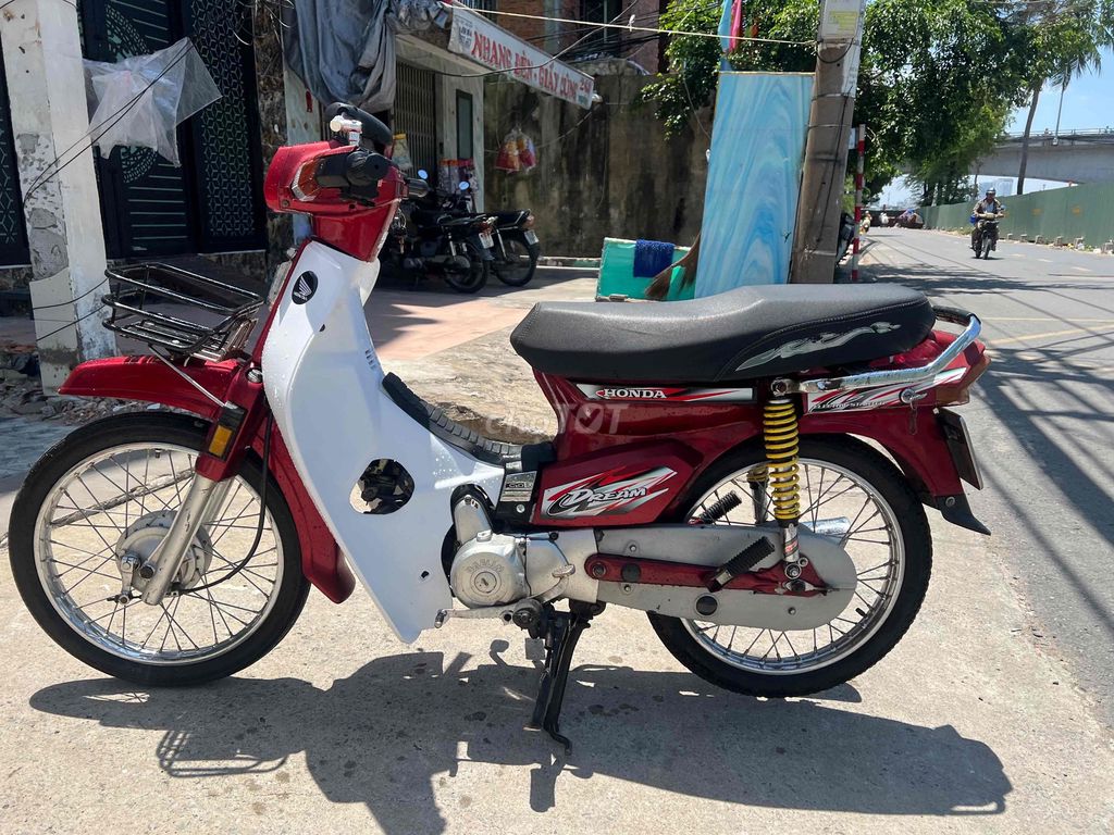Honda Dream 2000 - ảnh 1