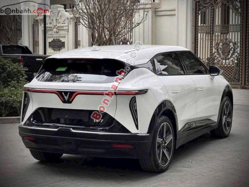 VinFast VF7 Plus AWD 2026 - ảnh 3