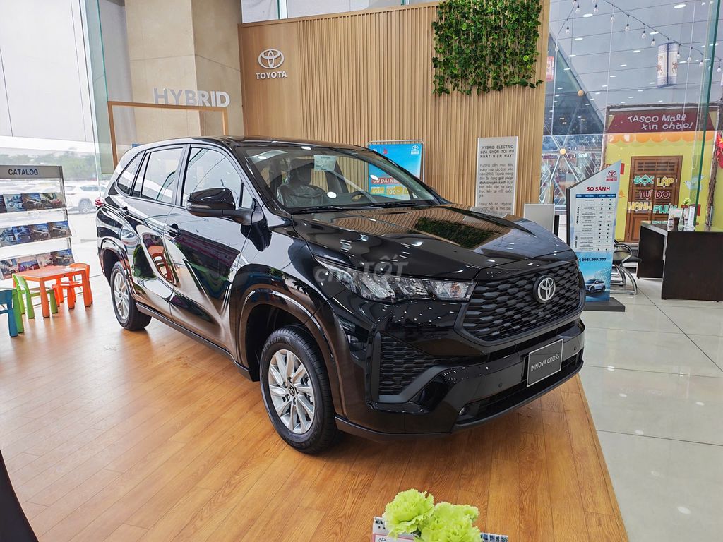 Toyota Innova Cross 2026 - ảnh 2