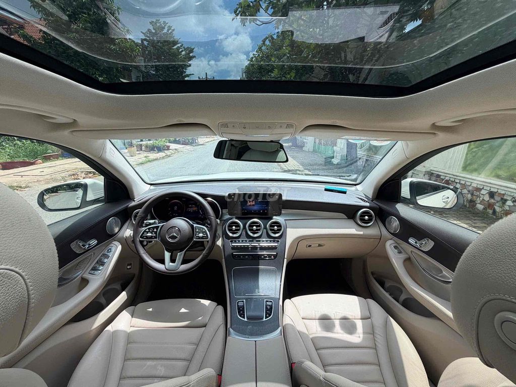 Mercedes-Benz GLC 300 4Matic 2021 - ảnh 4