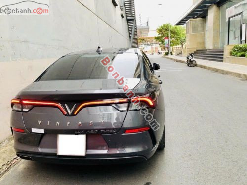 VinFast Lux A 2.0 Base 2.0 AT 2019 - ảnh 2