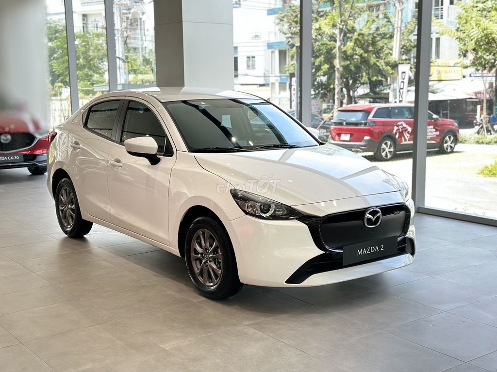 Mazda 2 2026 - ảnh 2