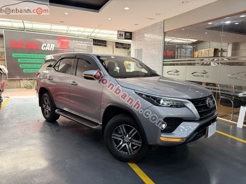 Toyota Fortuner 2.4G 4x2 MT 2020 - ảnh 4