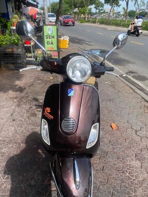 Piaggio Vespa 2012 - ảnh 1