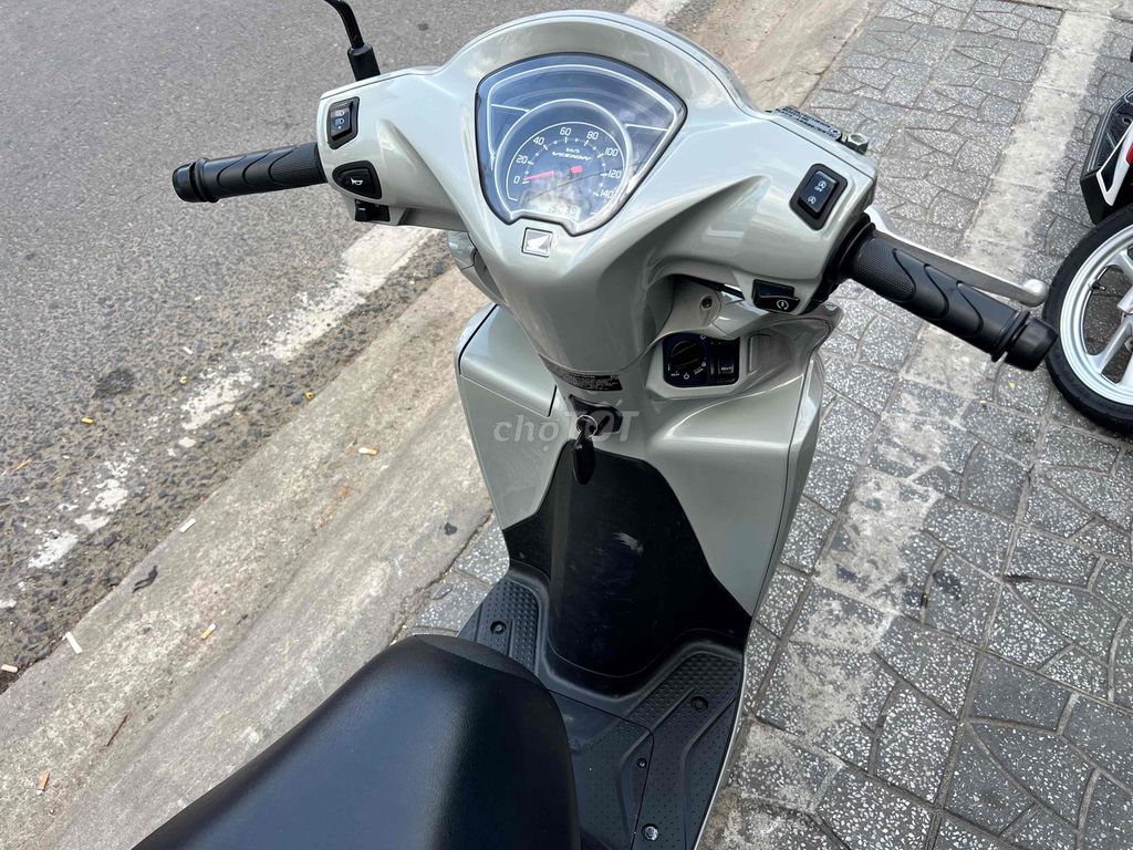 Honda Vision 2023 - ảnh 5