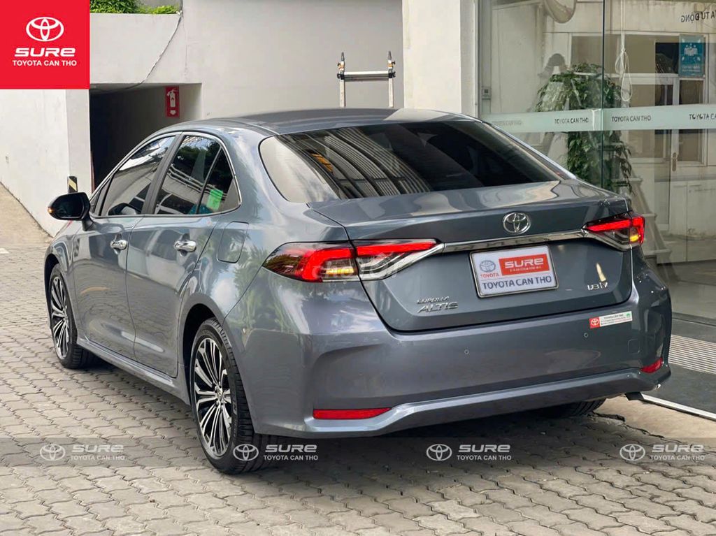 Toyota Corolla altis 1.8V 2022 - ảnh 3