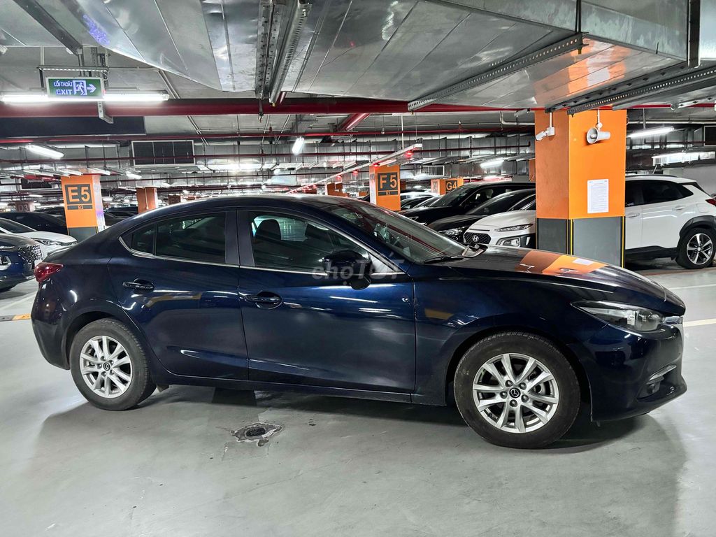 Mazda 3 2018 - ảnh 1