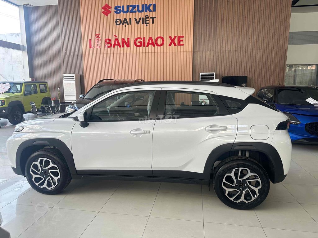 Suzuki 2025 - ảnh 4