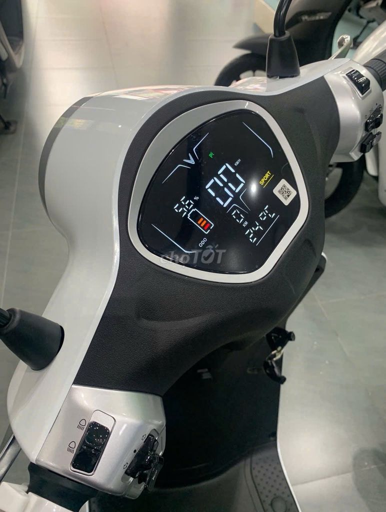 XE M 2026 - ảnh 4