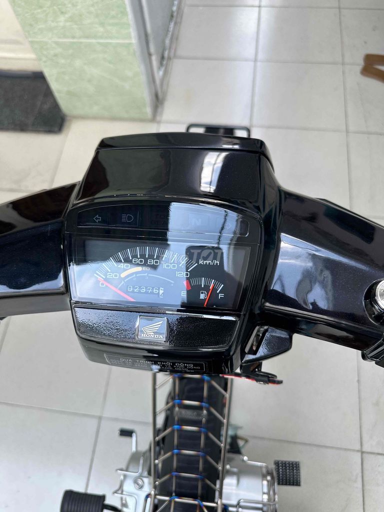 Honda Dream 1999 - ảnh 2