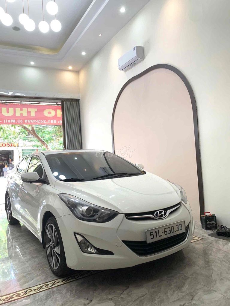 Hyundai Elantra 2015 - ảnh 2