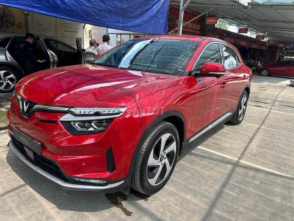 VinFast VF8 2023 - ảnh 2