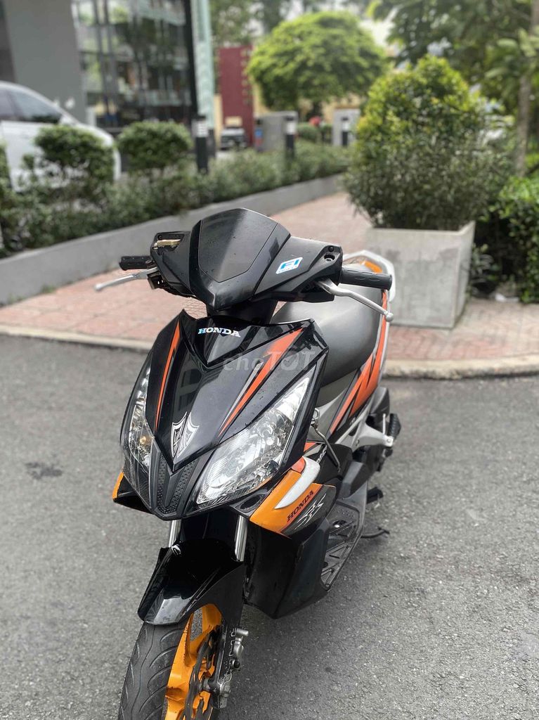 Honda Air Blade 2010 - ảnh 1