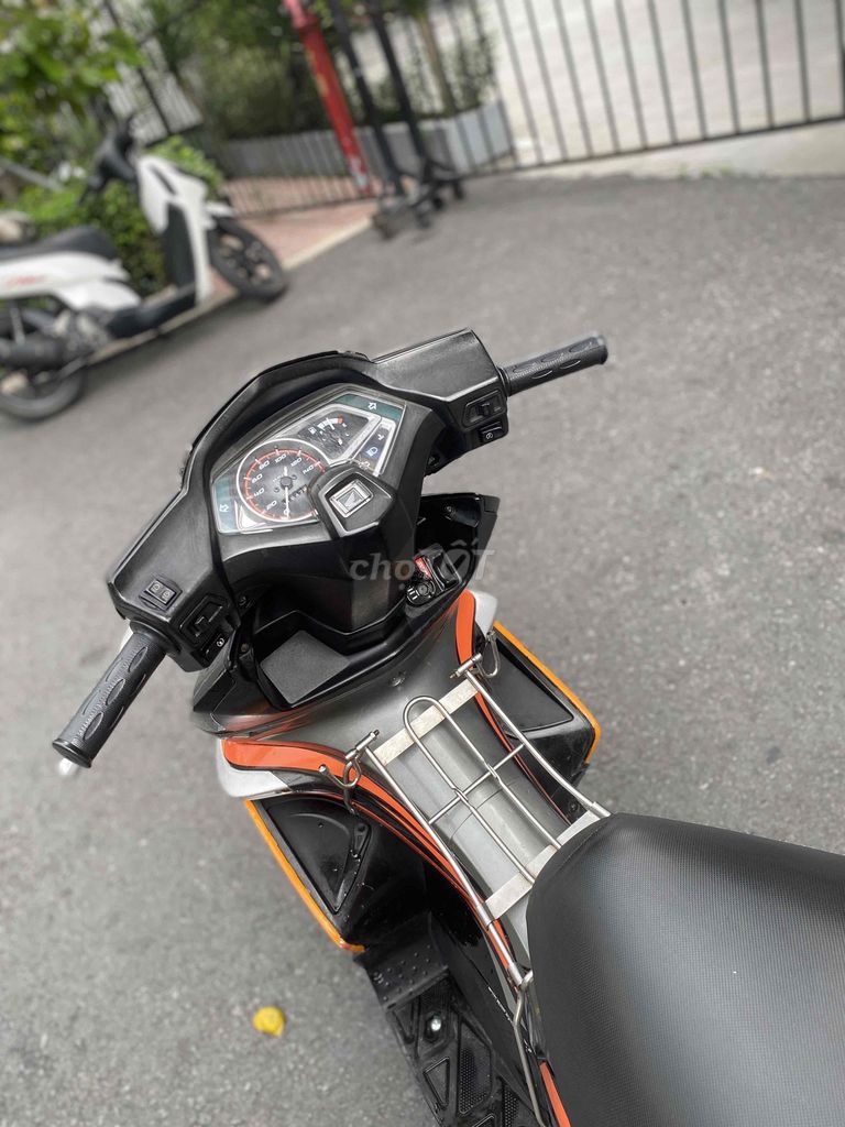 Honda Air Blade 2010 - ảnh 2